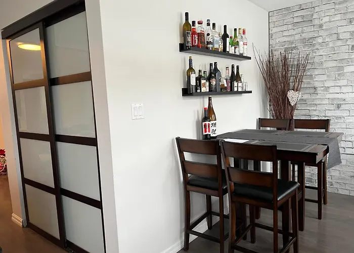 Airport Cozy Room 舒适小屋 Vancouver, Richmond,Near Yvr