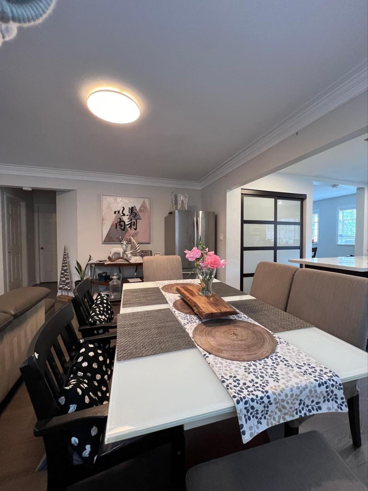 Airport Cozy 舒适小屋 Vancouver, Richmond,near Yvr Homestay